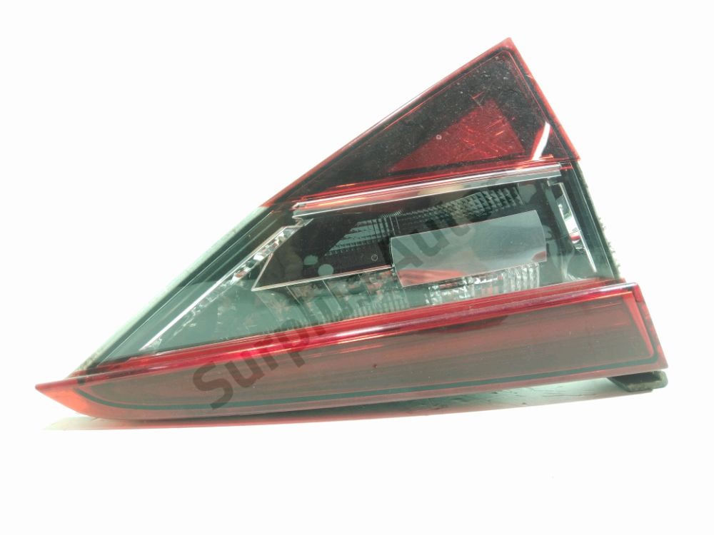 Feu arrière intérieur gauche