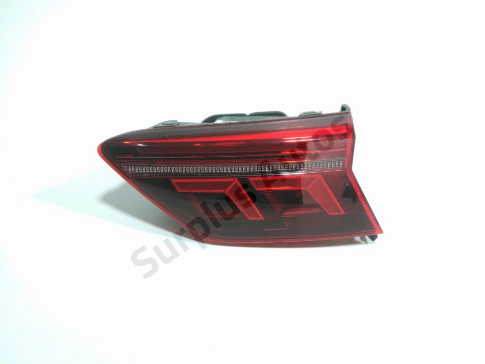 Feu arrière intérieur droit