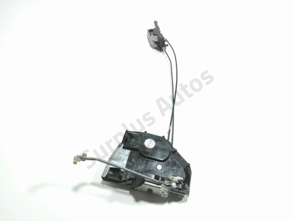 Serrure de porte avant droite