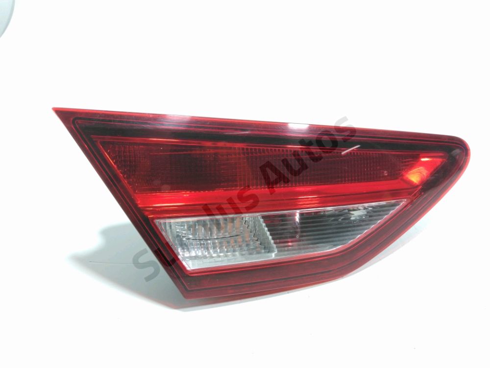 Feu arriere interieur gauche