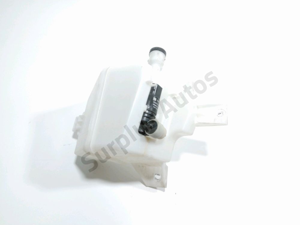 Réservoir de lave glace avant