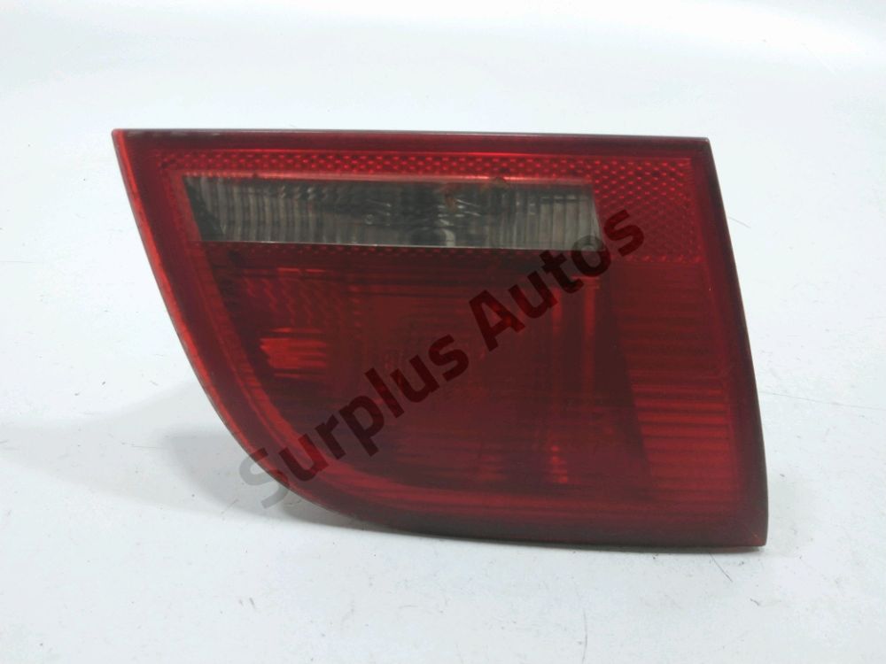 Feu arriere interieur gauche