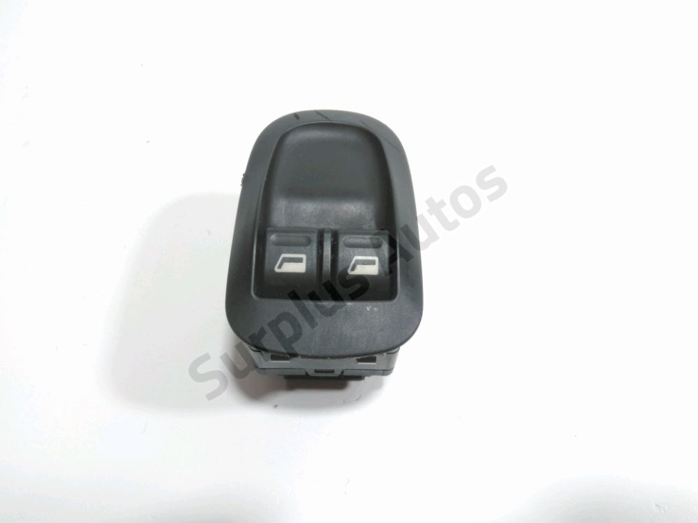 Commande lève-vitre avant gauche