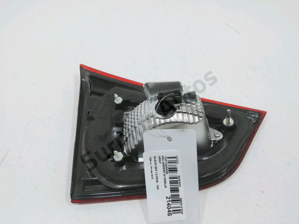 Feu arrière intérieur droit