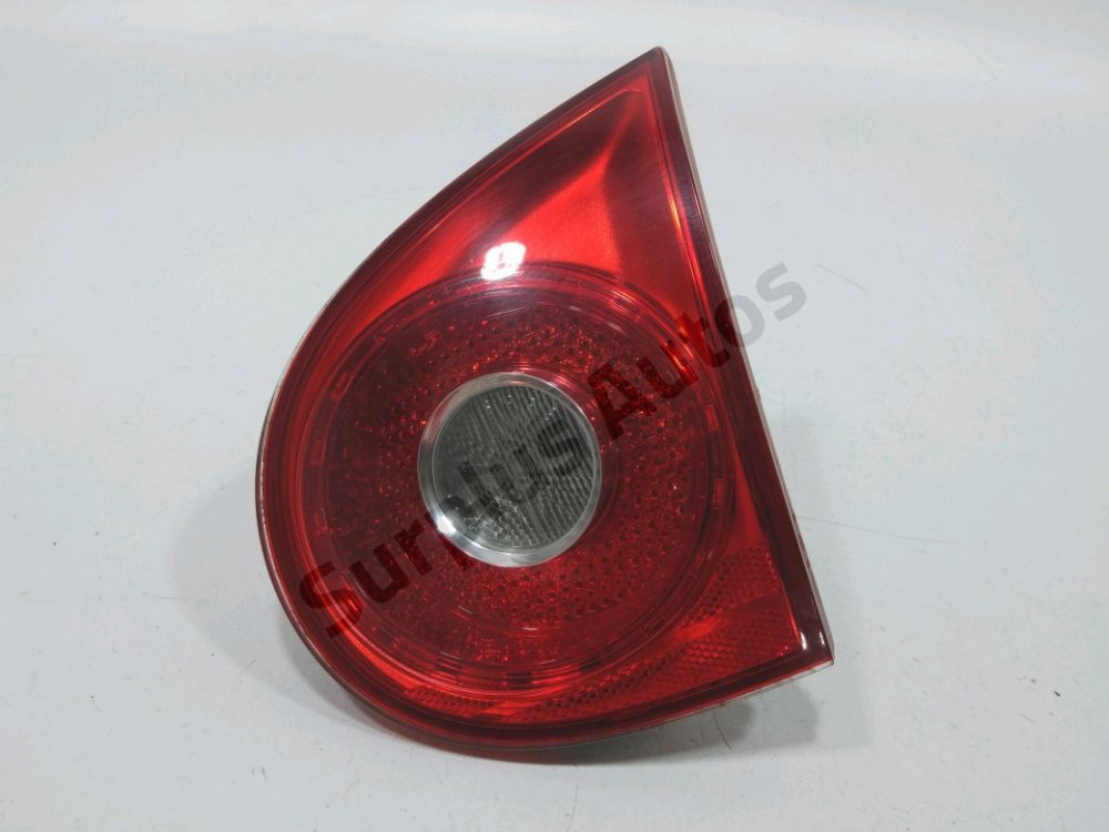 Feu arriere interieur droit