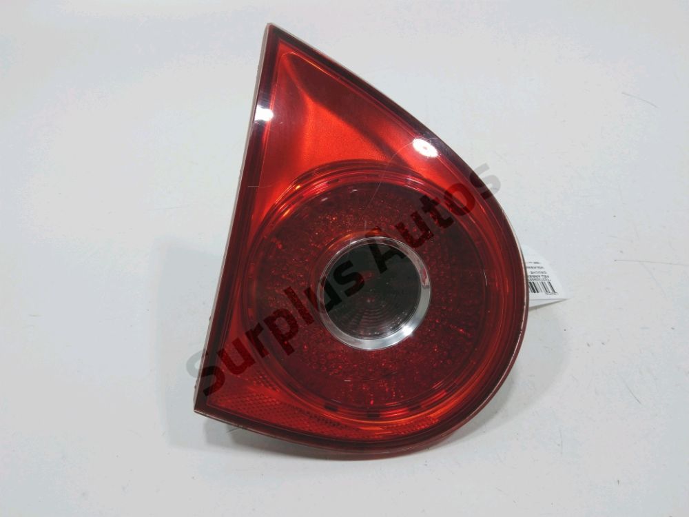 Feu arriere interieur gauche