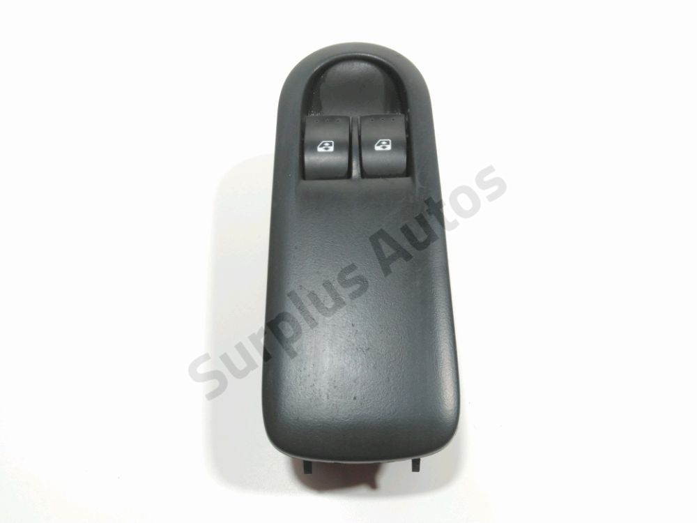 Commande lève-vitre avant gauche