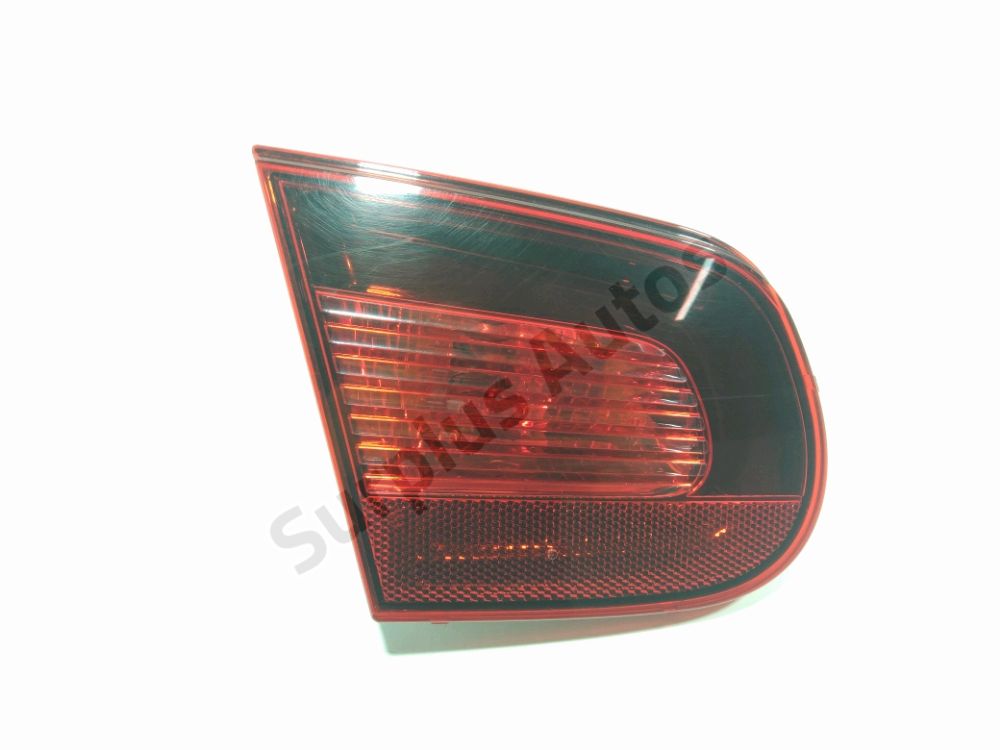 Feu arriere interieur gauche