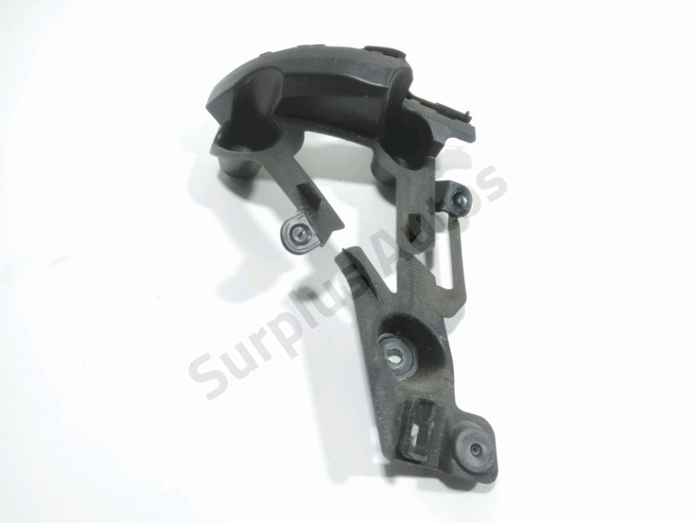 Support gauche de pare-choc arrière