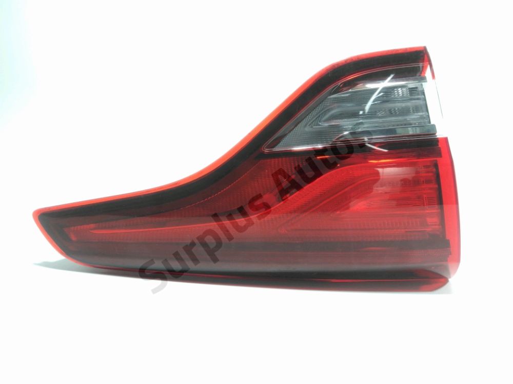 Feu arrière intérieur gauche