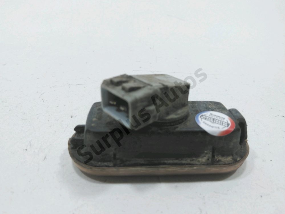 Répétiteur d'aile droit