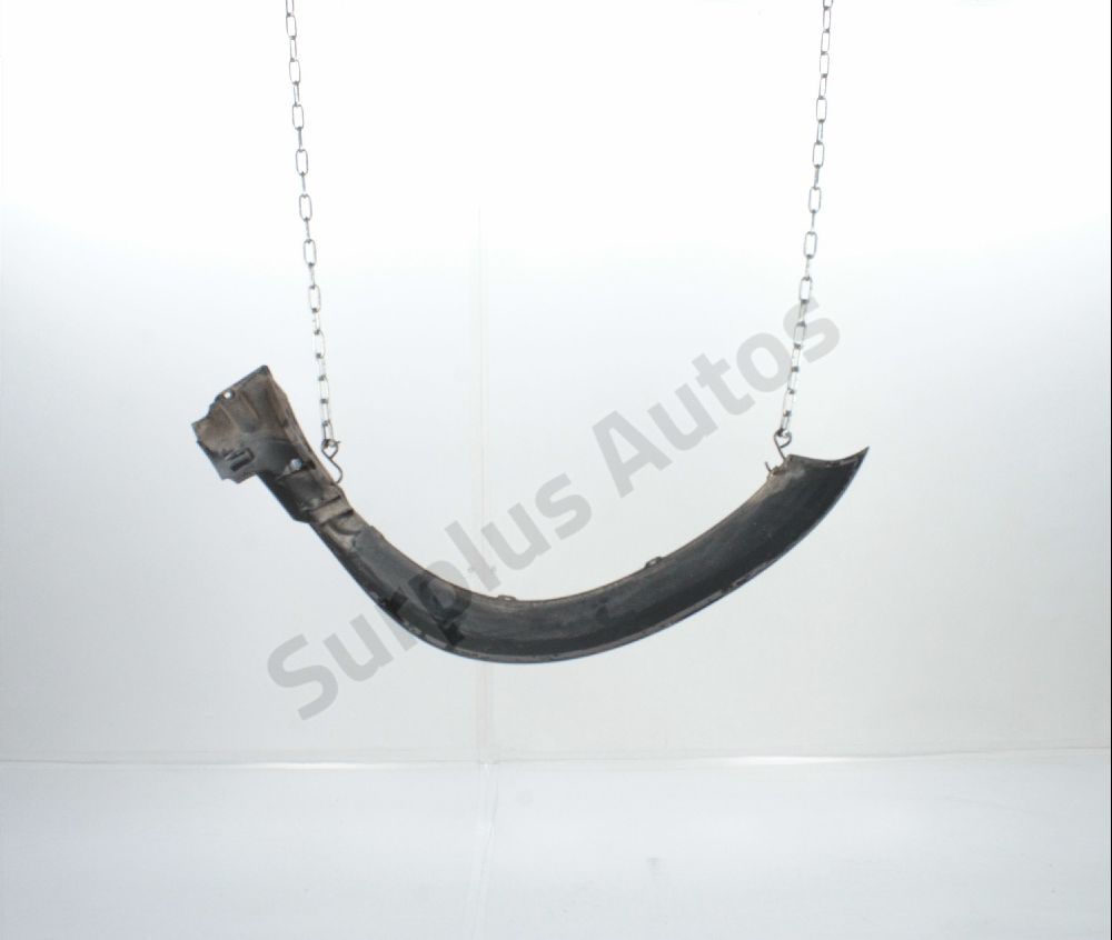 Elargisseur d'aile avant droite