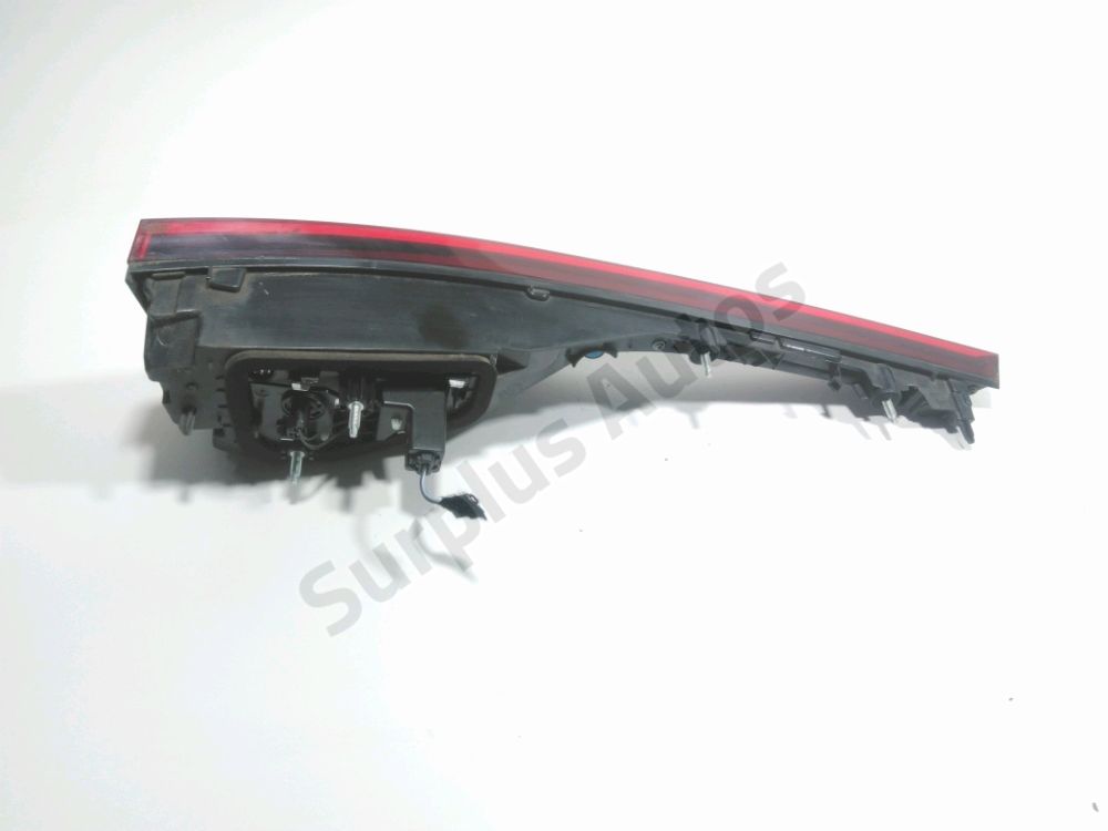 Feu arrière intérieur droit