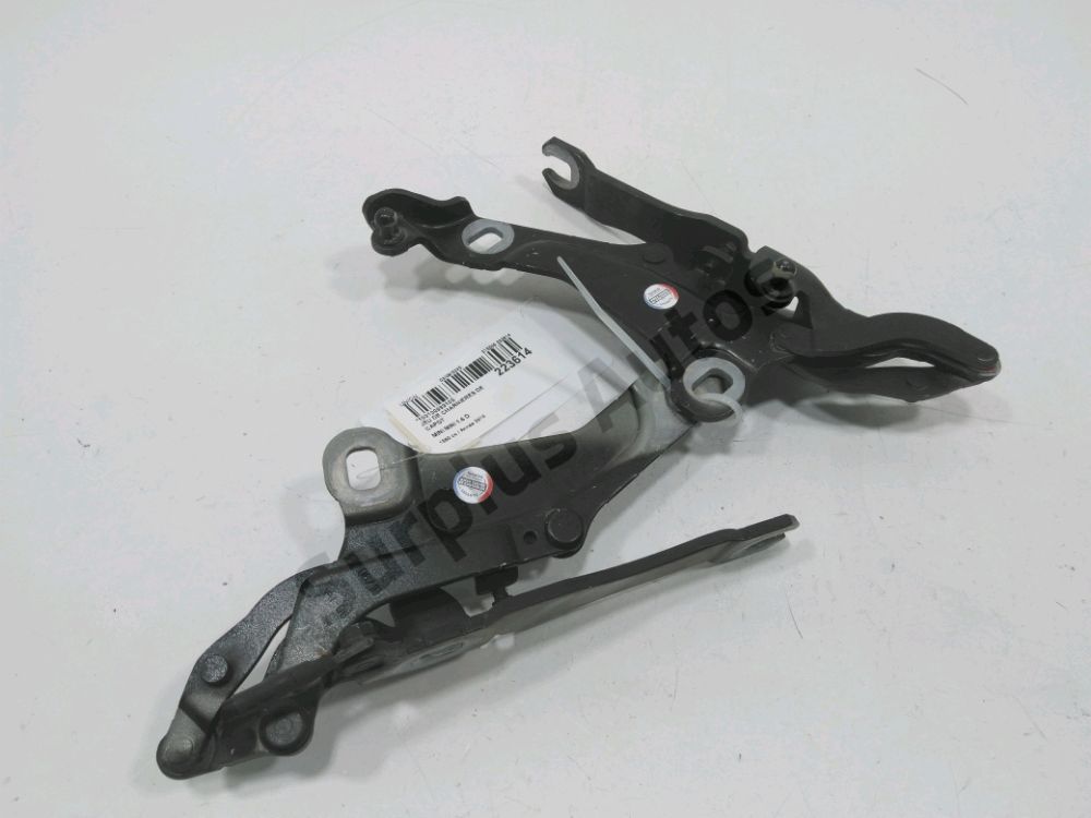 Jeu de charnières de capot