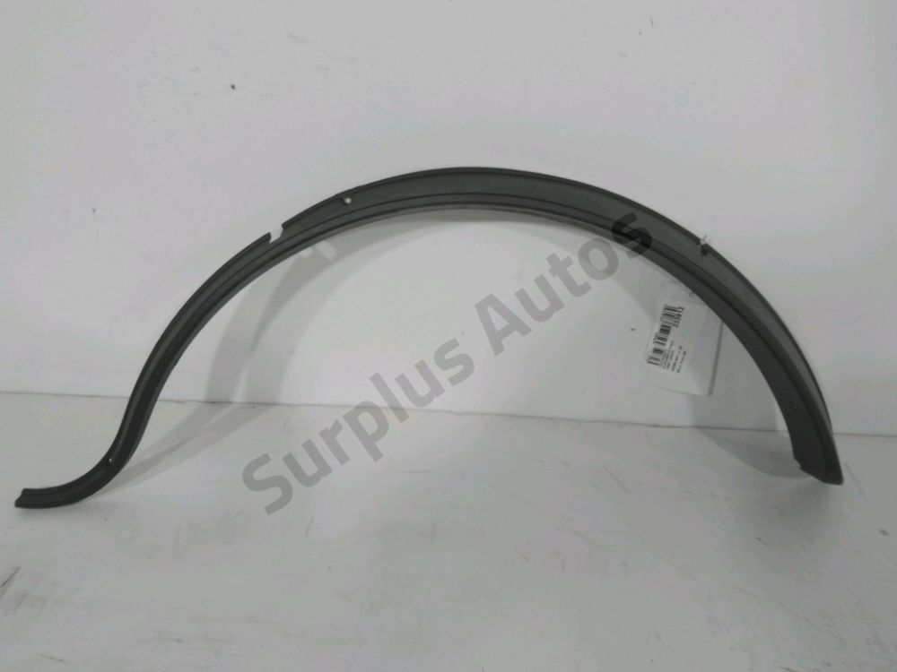 Elargisseur d'aile avant droite