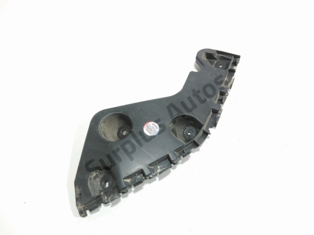 Support droit de pare-choc arrière