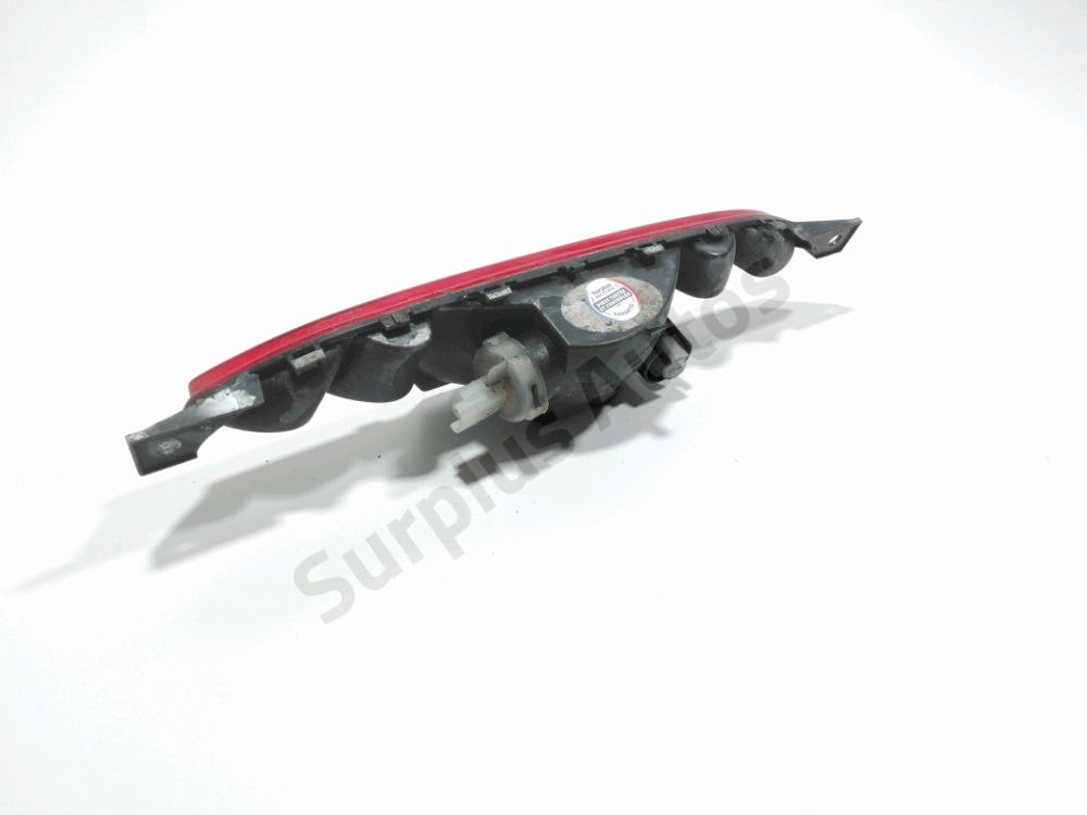 Feu de brouillard arrière central