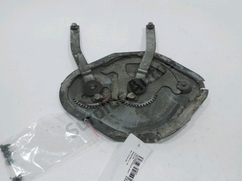 Leve-vitre manuel avant gauche