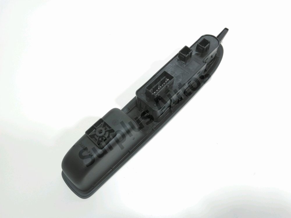 Commande lève-vitre avant gauche