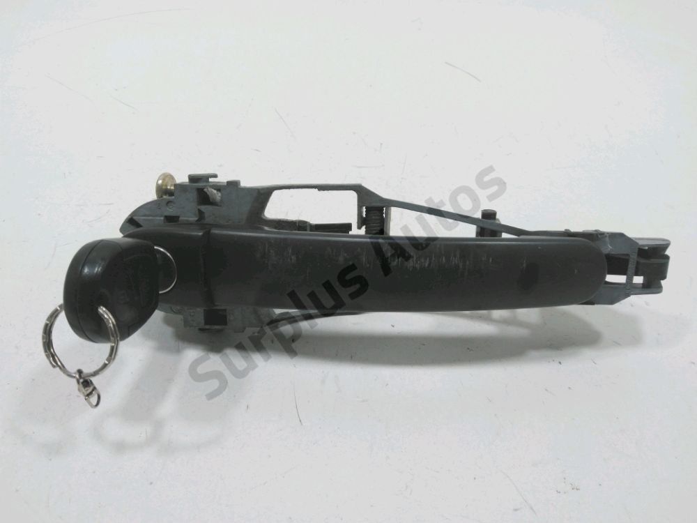 Poignee exterieure avant gauche