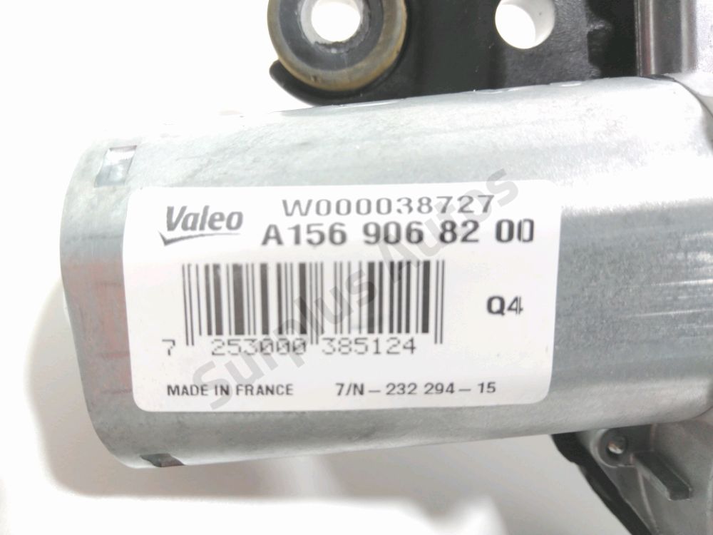 Moteur d'essuie glace arrière
