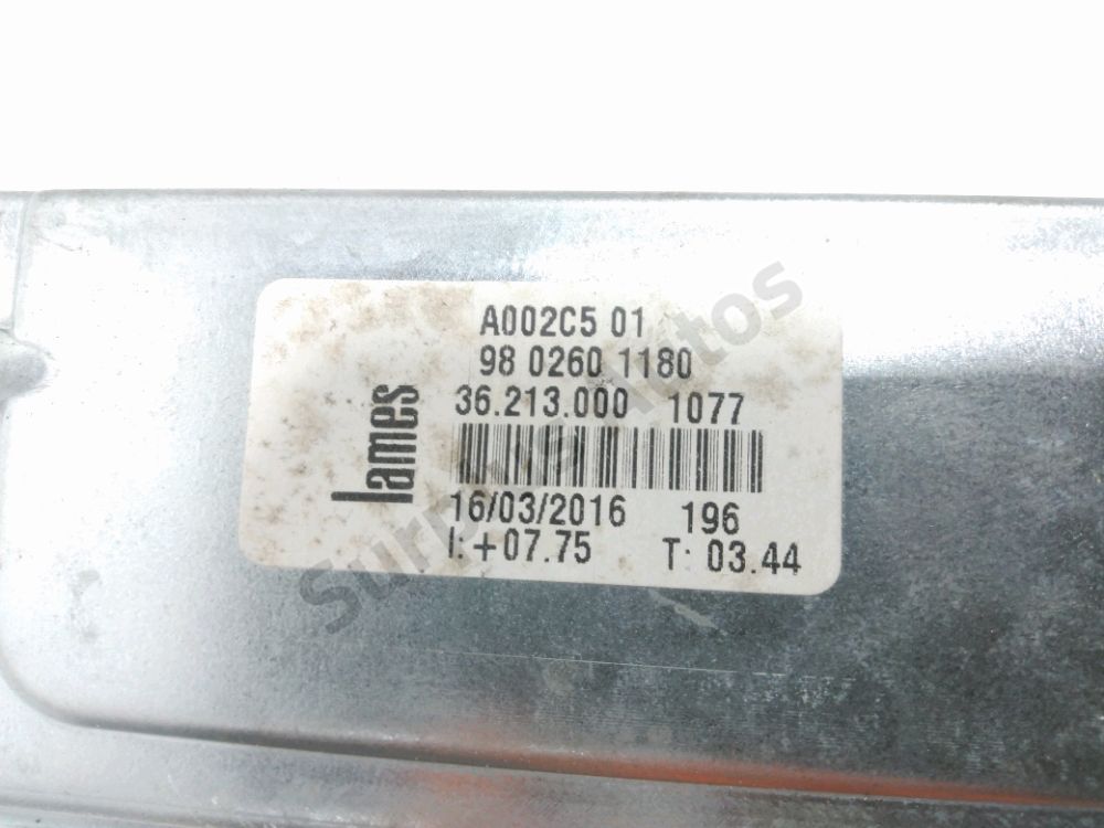 Lève-vitre électrique avant droit