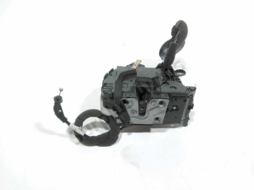 Serrure de porte avant gauche