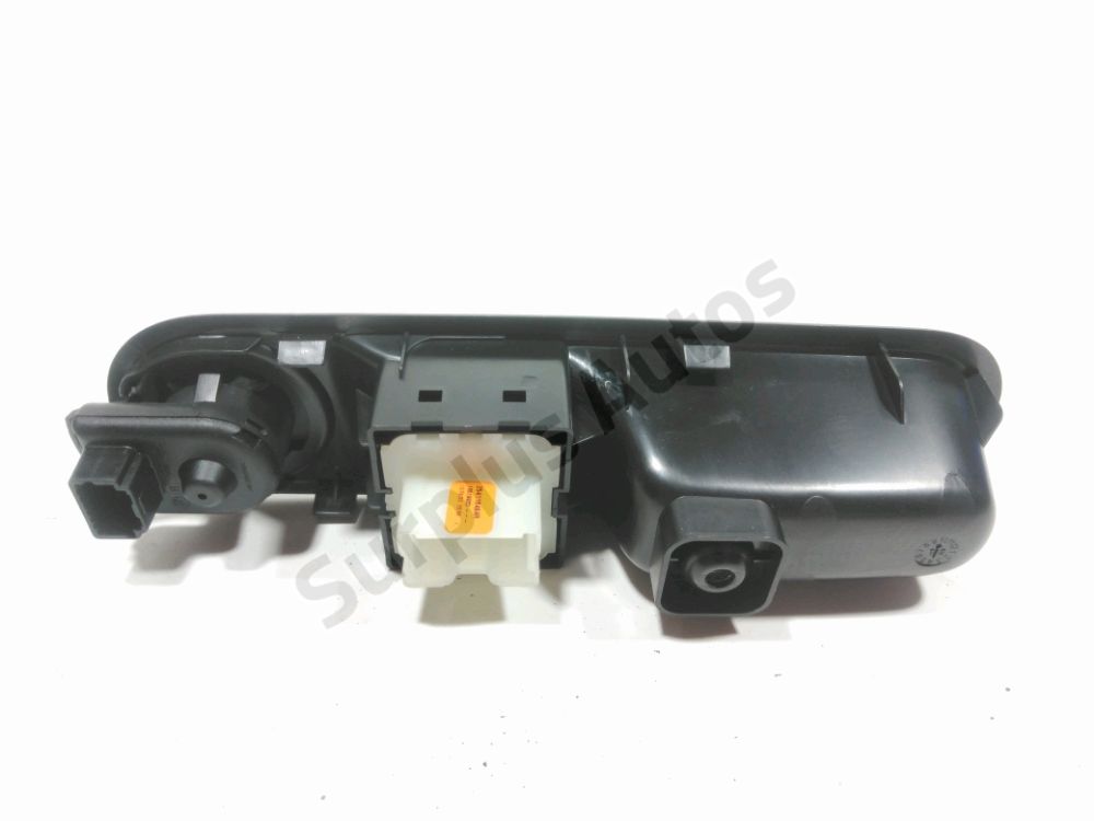 Commande lève-vitre avant gauche