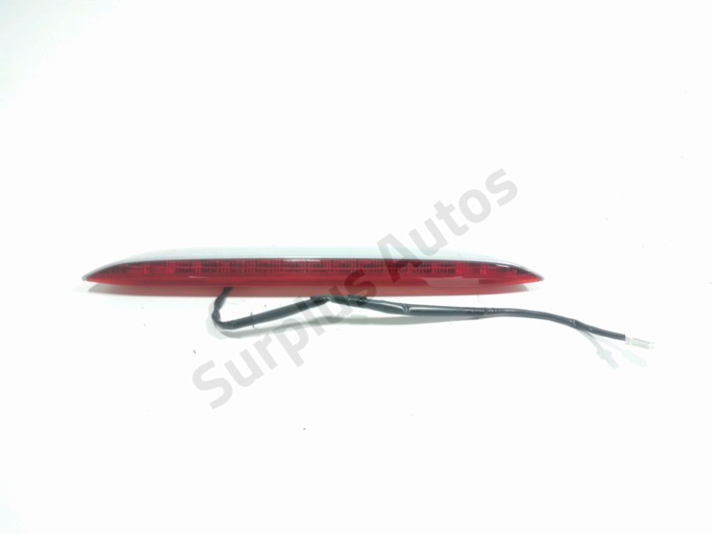 Feu stop supplémentaire