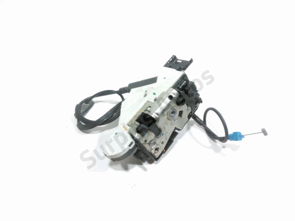 Serrure de porte avant gauche