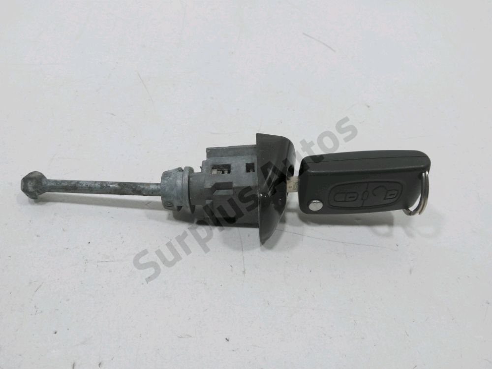 Barrillet de porte avant gauche