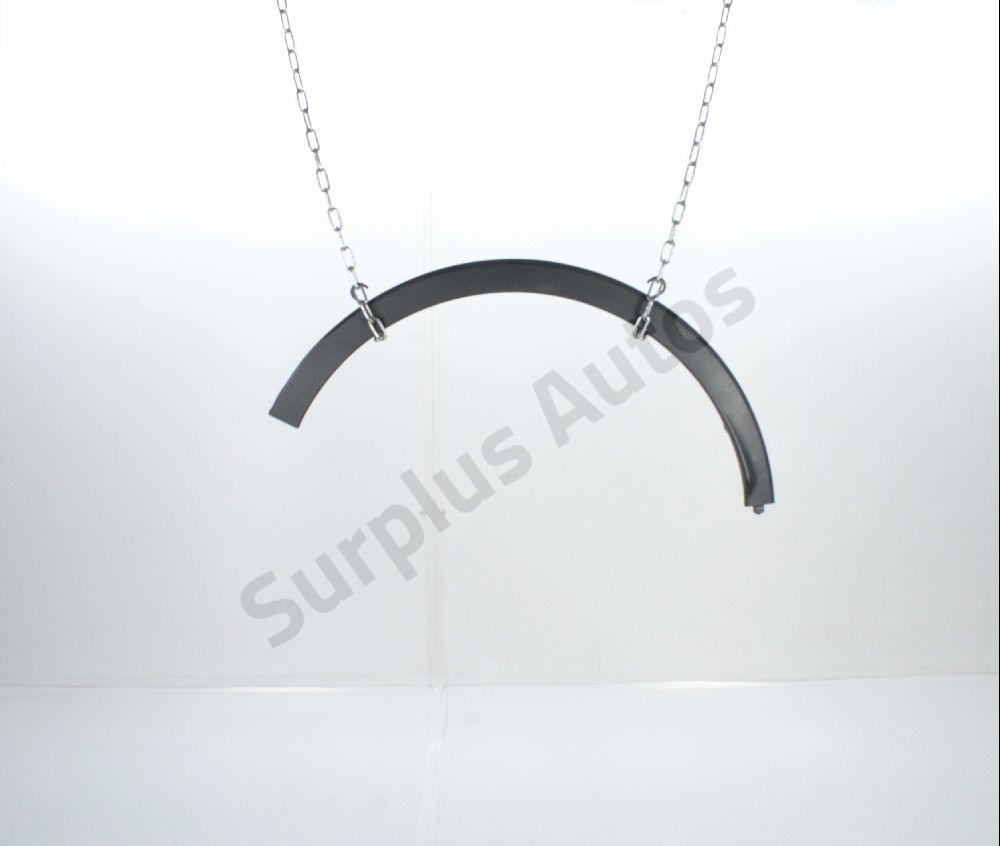 Elargisseur d'aile arrière gauche