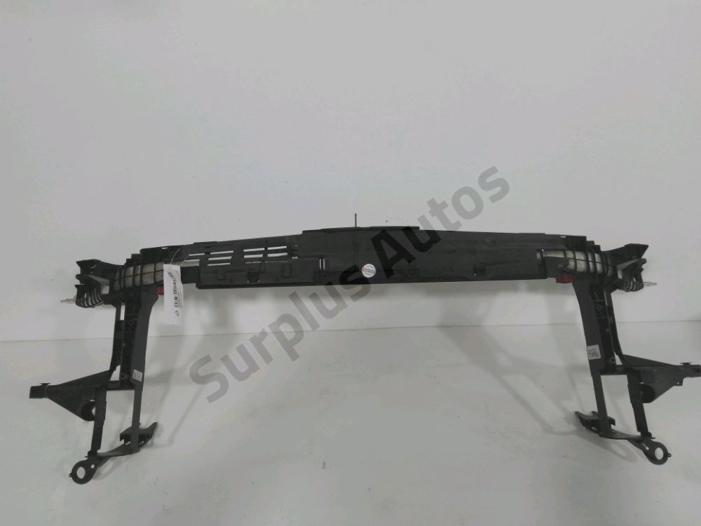 Traverse supérieure armature avant