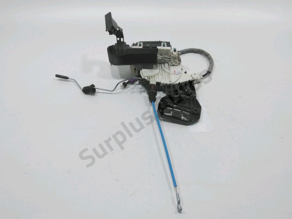 Serrure de porte avant gauche