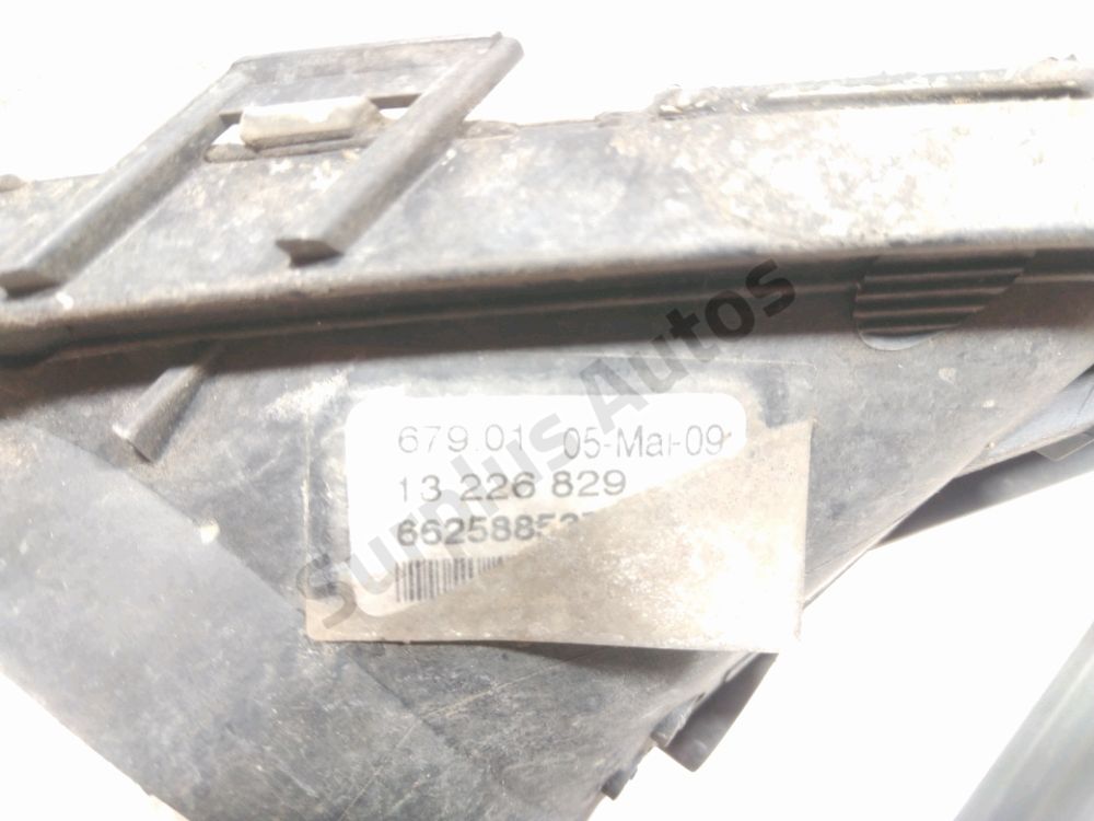 Antibrouillard avant droit