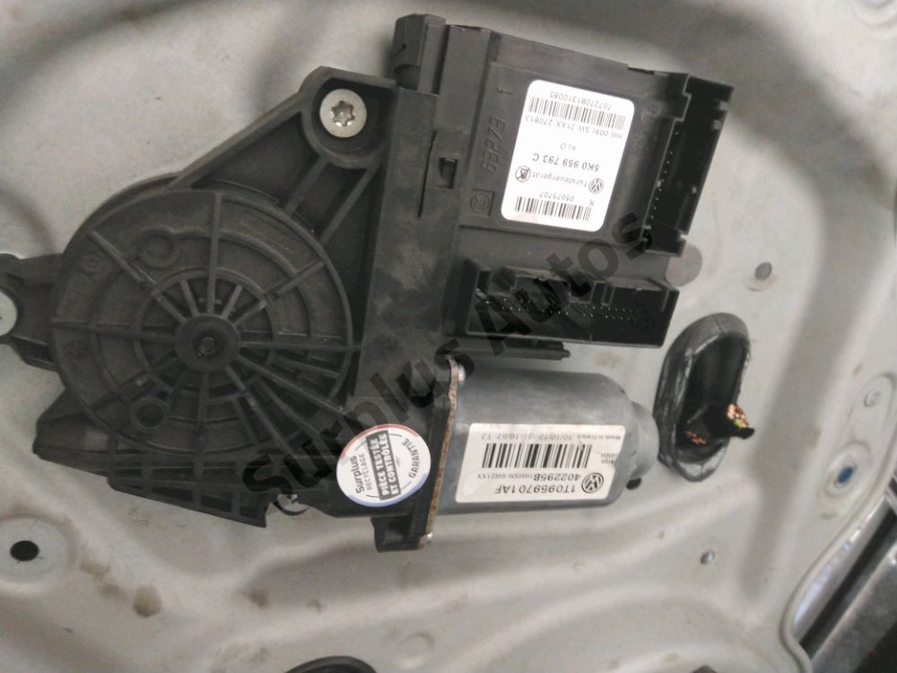 Lève-vitre électrique avant gauche