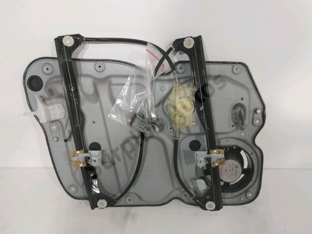 Lève-vitre électrique avant droit