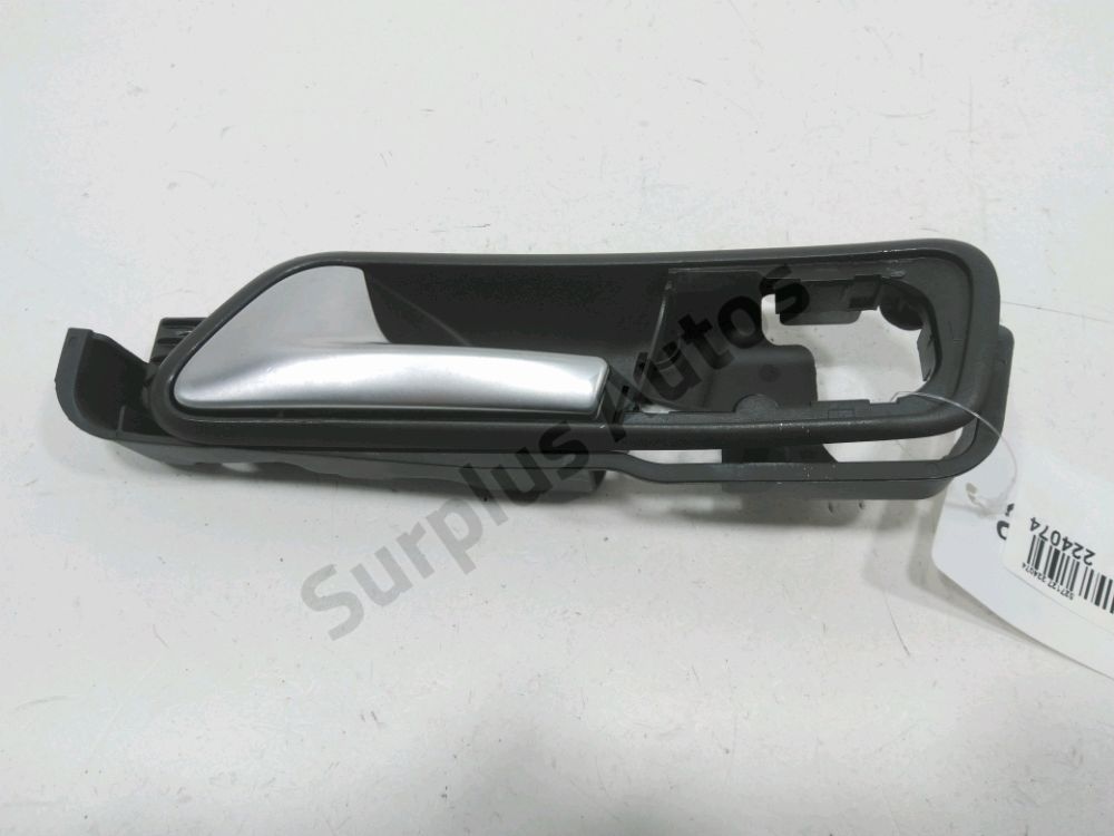 Poignée intérieure porte avant gauche