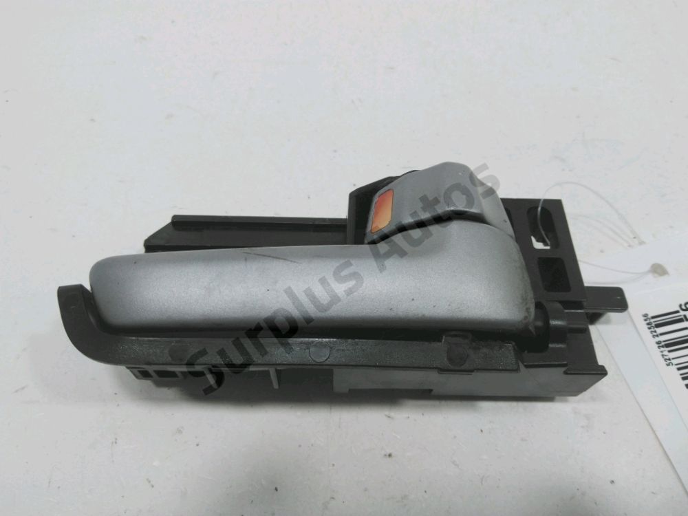 Poignée intérieure porte avant droite