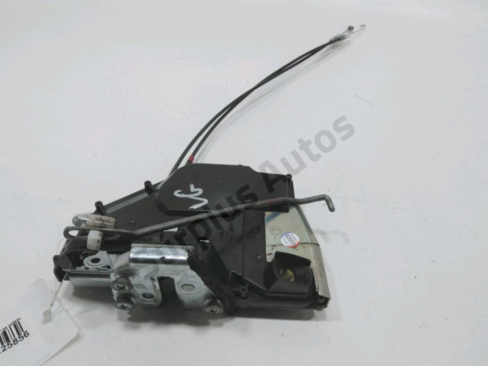 Serrure de porte avant gauche