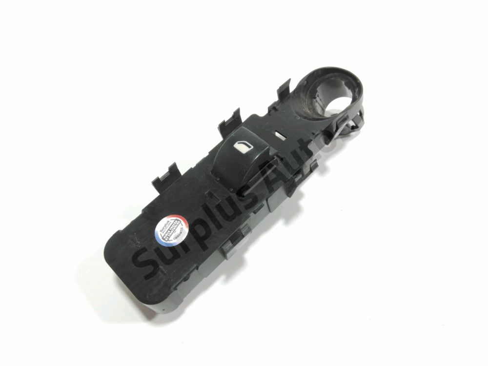 Commande lève-vitre avant droit