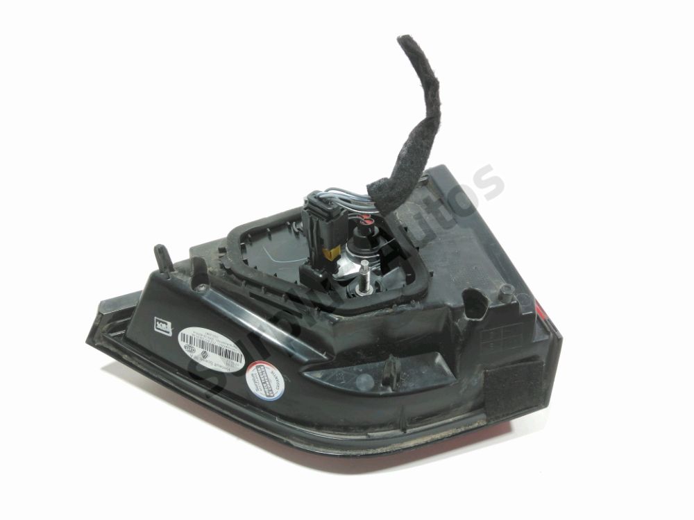 Feu arrière intérieur gauche