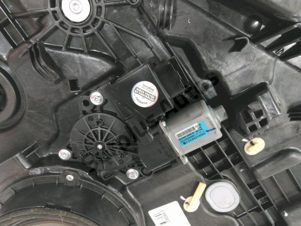 Lève-vitre électrique arrière gauche