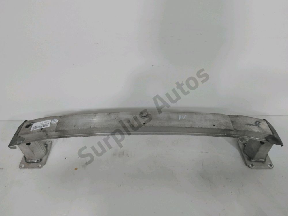 Renfort pare-choc avant