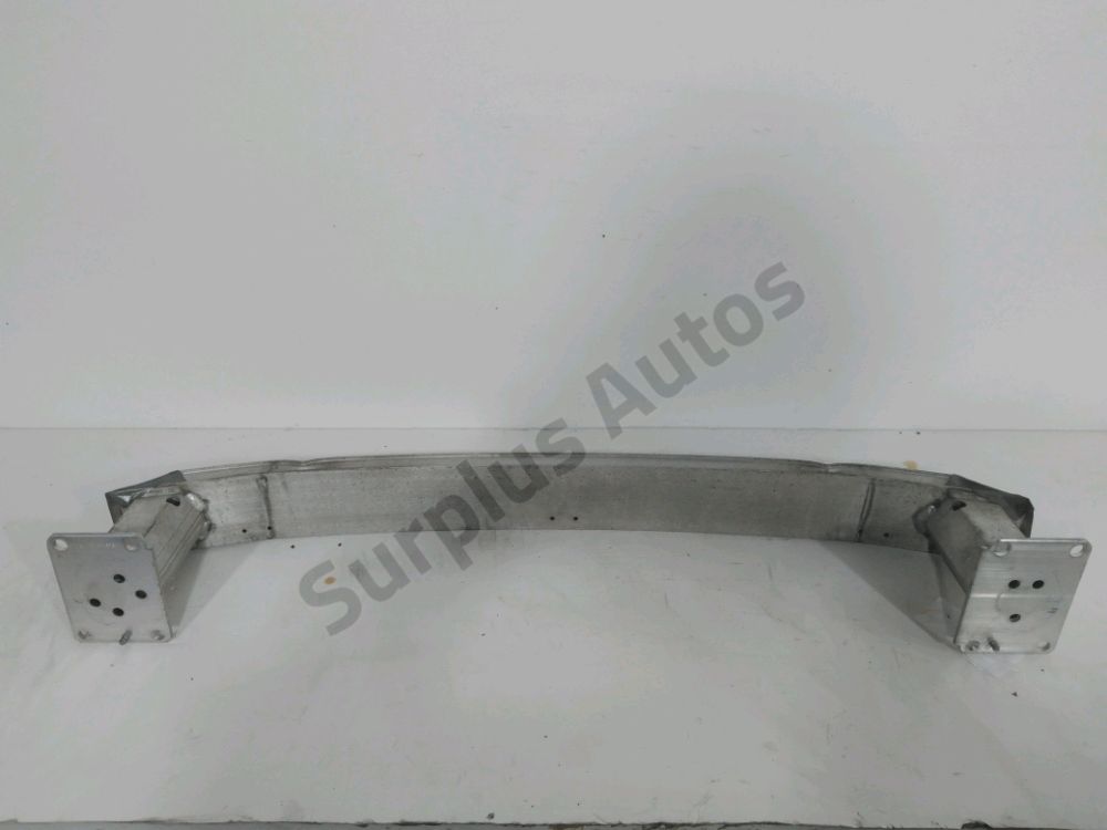 Renfort pare-choc avant