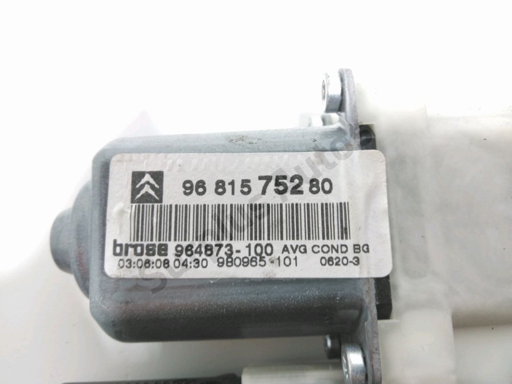 Lève-vitre électrique avant gauche