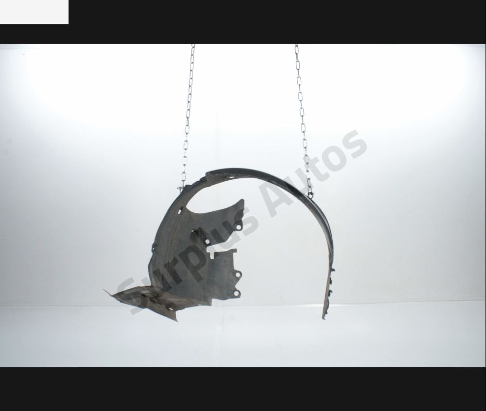 Pare-boue avant gauche