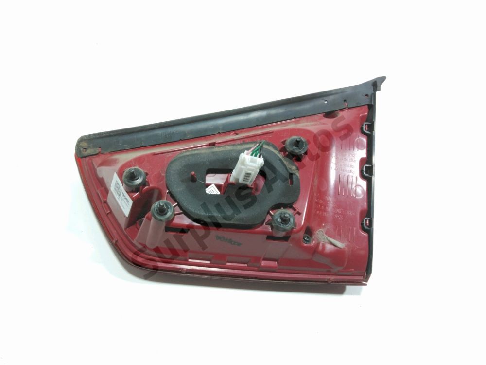 Feu arrière intérieur gauche