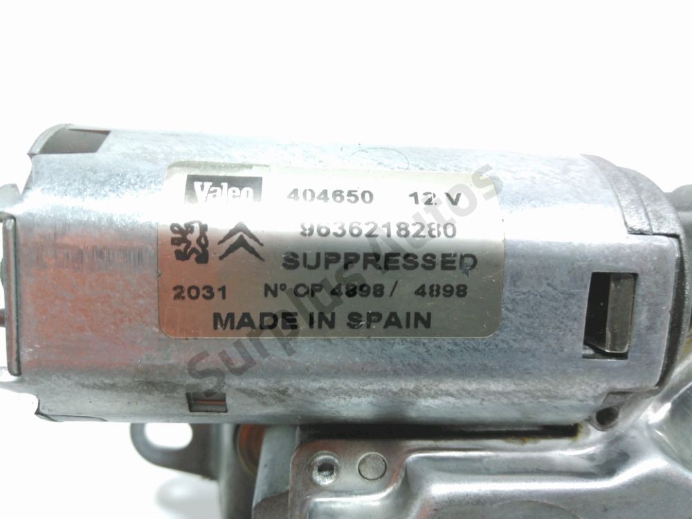 Moteur d'essuie glace arrière