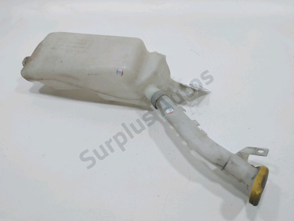 Réservoir de lave glace avant